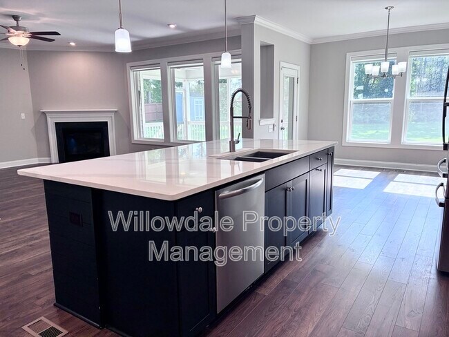 Building Photo - 4321 Mosaic Ct