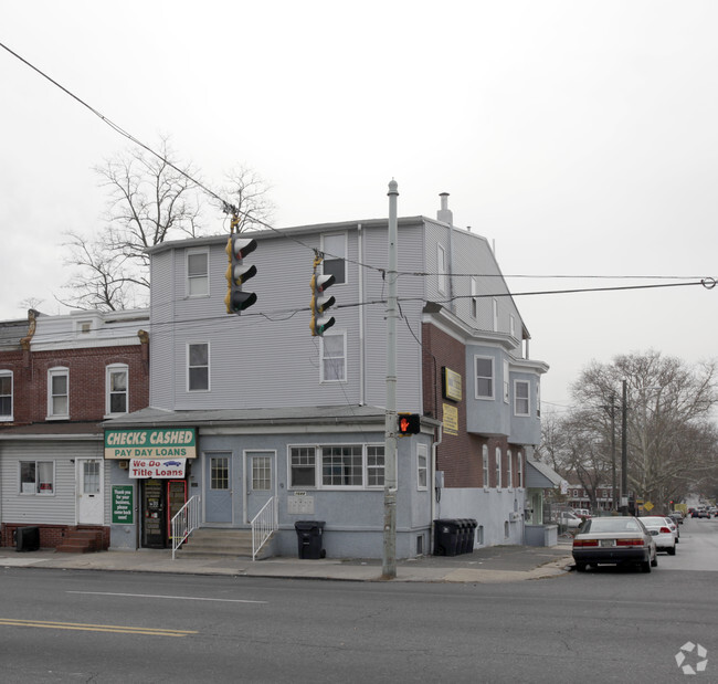 Building Photo - 1642-1644 W 4th St