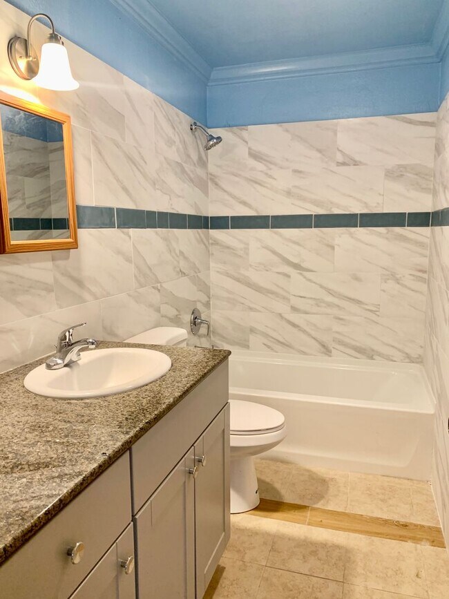 Building Photo - 3BD/2BA House for Lease in Bristol Place Subdivision in Baton Rouge