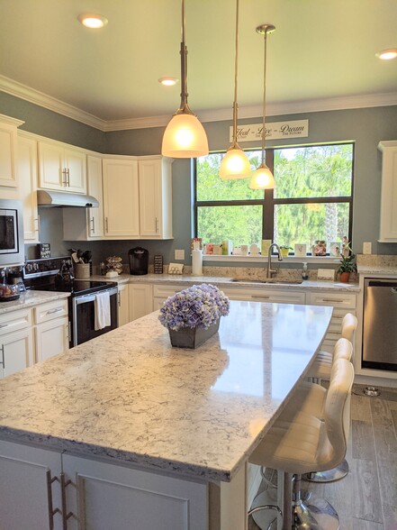 Kitchen - 12037 Moorhouse Pl