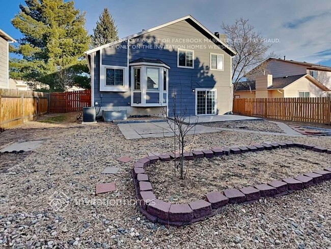 Building Photo - 240 Peck Ct