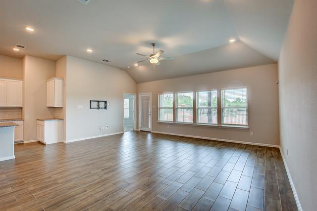 Building Photo - 3613 Bluestem Blvd