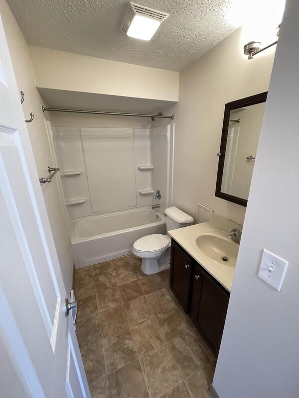 Building Photo - 135-145 Lafayette Rd. - 135-5