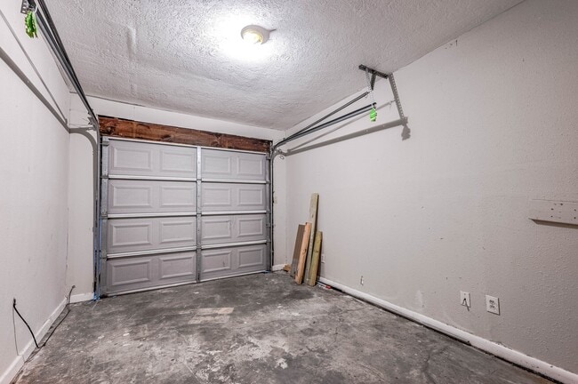 Building Photo - 3723 Odin Ct