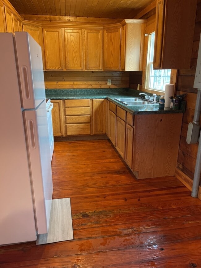Building Photo - Piedmont Home for Rent