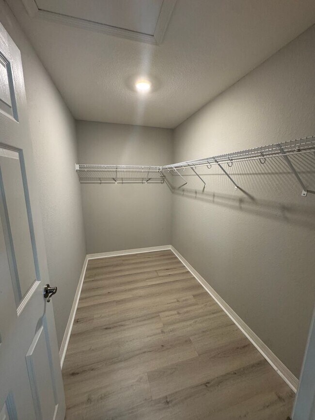 Building Photo - Charming Winter Haven Rental!