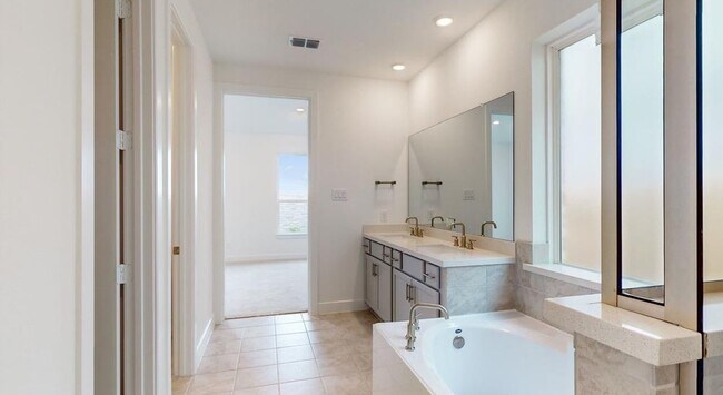 Building Photo - 21623 Lampeter River Ln