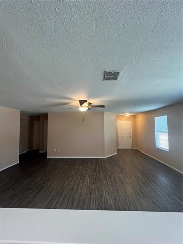 Building Photo - 3932 Fox Run Dr