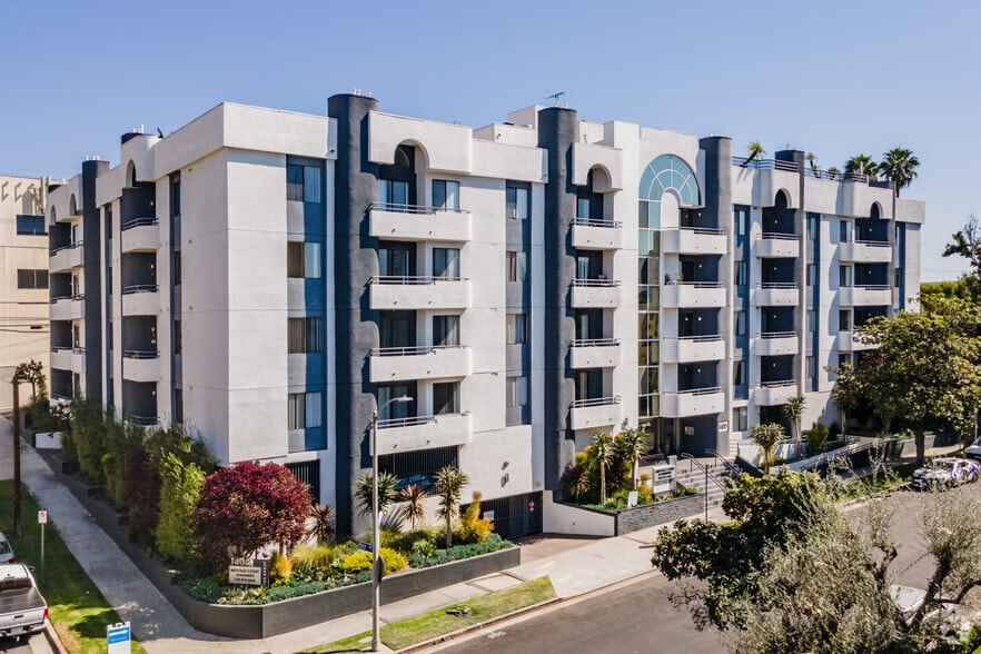 Welcome to Midvale Court - Midvale Court Apartments Westwood
