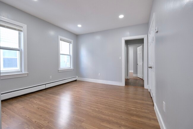 Building Photo - 23 Granfield Ave