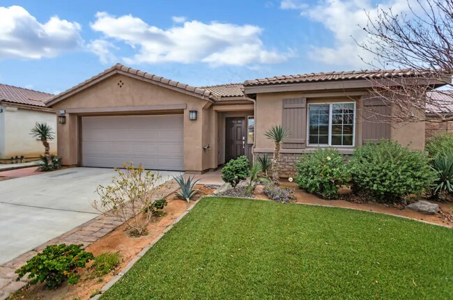 Building Photo - Long Term - Pristine 3 Bedroom Family Home @ Terra Lago in Indio