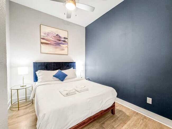 Building Photo - 2901 Indiana St