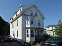 Building Photo - 14 Roundy St
