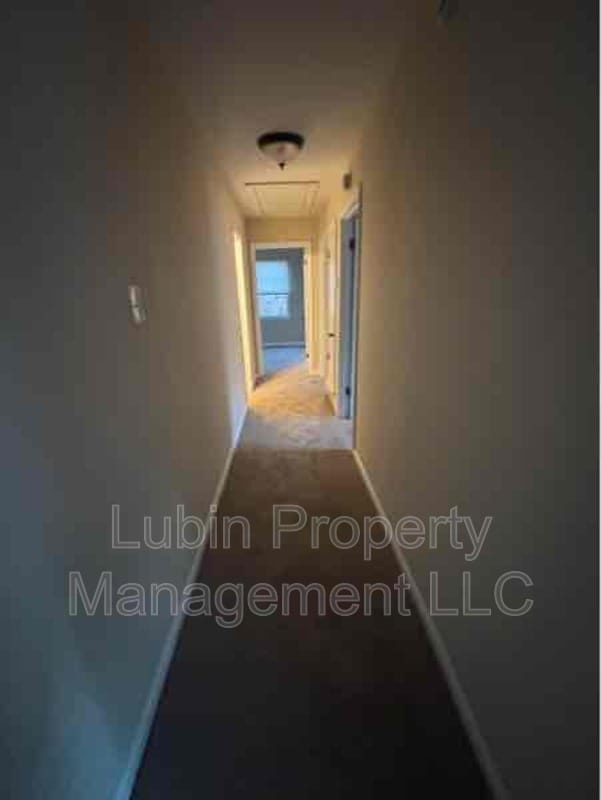 Building Photo - 4017 Mountain Terrace St