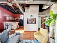 Building Photo - 521 N Jefferson Ave