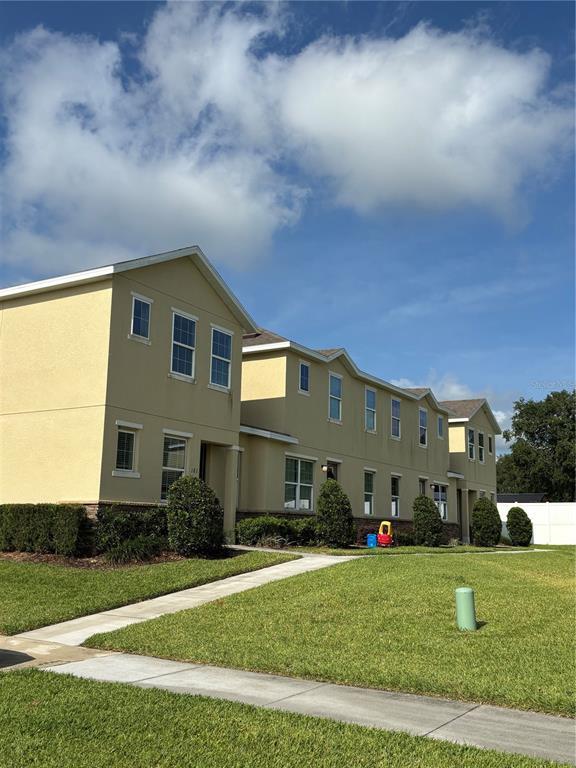 Building Photo - 193 Holly Village Dr