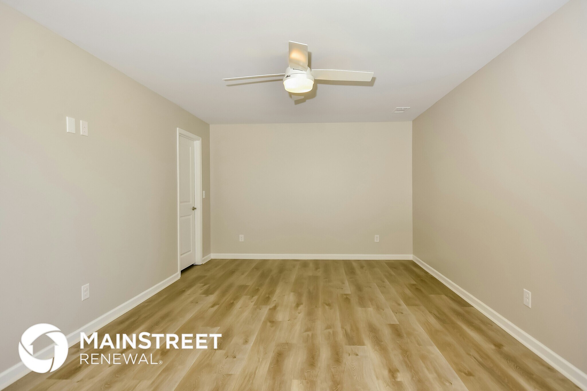 Building Photo - 556 Goodman Dr