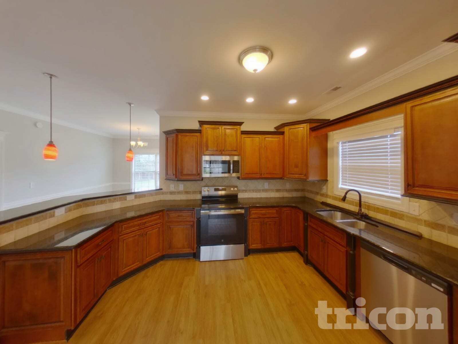 Building Photo - 1306 Crescent Ridge Drive