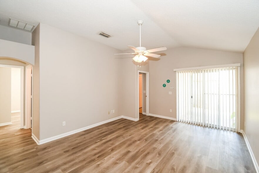 Building Photo - 1240 Brookwood Bluff Rd E