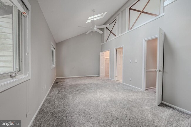 Building Photo - 805 Birch Ln