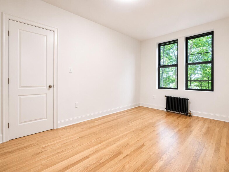 Building Photo - 282 Cabrini Blvd