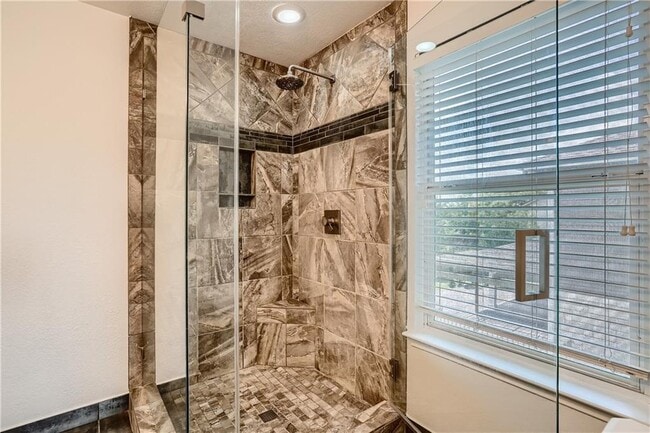 Building Photo - 1105 Fox Sparrow Cove