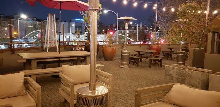 Chin Chin - 11970 Montana Ave