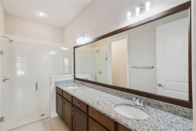 Building Photo - 8884 Bismarck Palm Dr