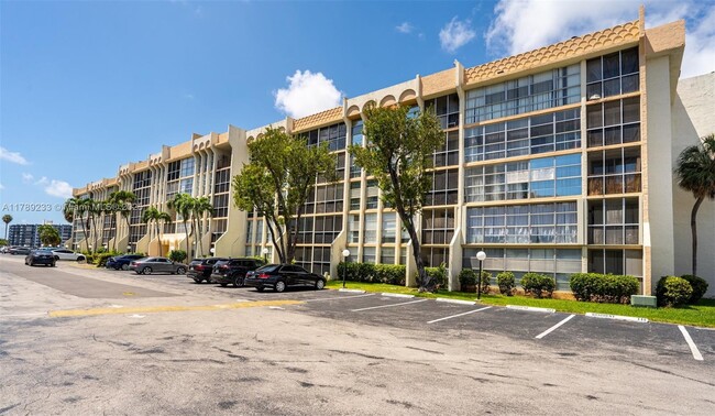 Building Photo - 601 Three Islands Boulevard