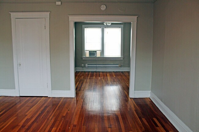 Building Photo - Southwood Apartments - County