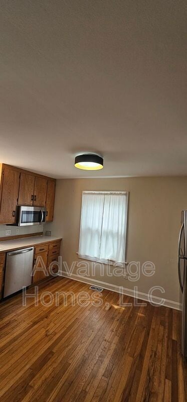 Building Photo - 4523 Wyoming St