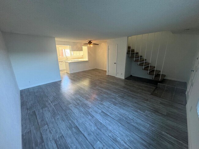 Building Photo - Spacious Ventura Keys Condo- Enjoy The Marina Life!