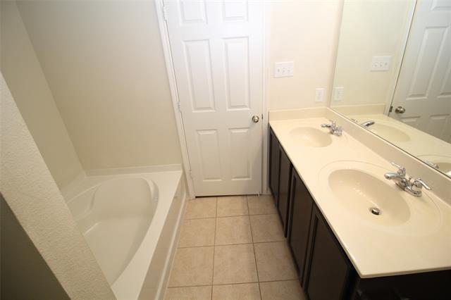 Building Photo - 1401 Rivers Creek Ln