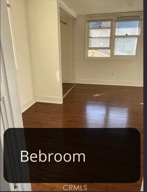 Building Photo - 342 E 8th St