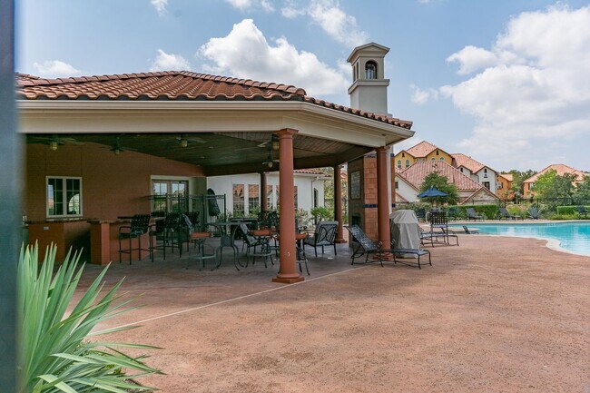 Building Photo - 12024 Versante Cir