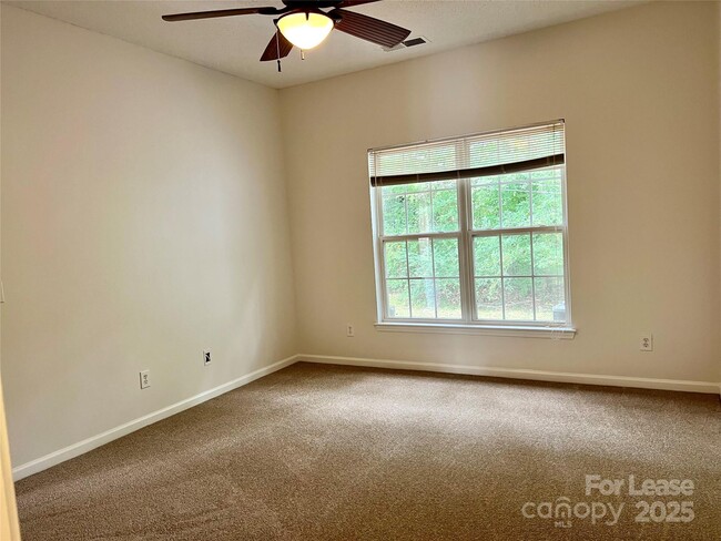 Building Photo - 3210 Summerfield Ridge Ln