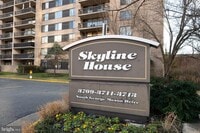 Building Photo - 3709 S George Mason Dr