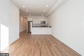 Building Photo - 727 N 39th St