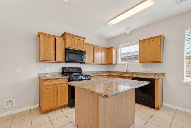 Building Photo - 16119 Gavin Ln