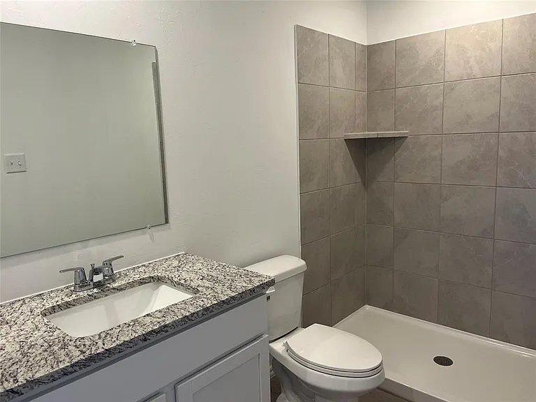 Building Photo - 2008 Wolford Wy