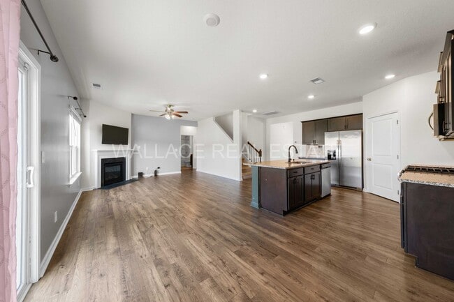 Building Photo - 12059 Sweet Almond Ln