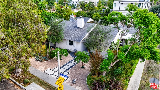 Building Photo - 3282 Stoner Ave