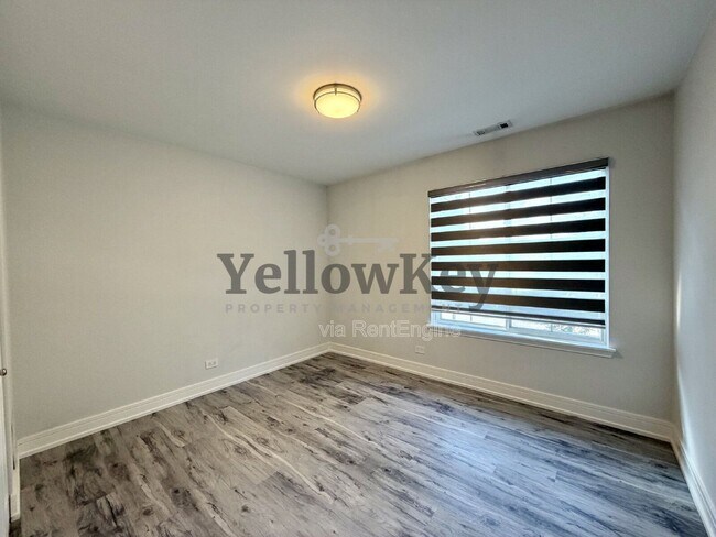 Building Photo - 272 Blue Spruce Ln
