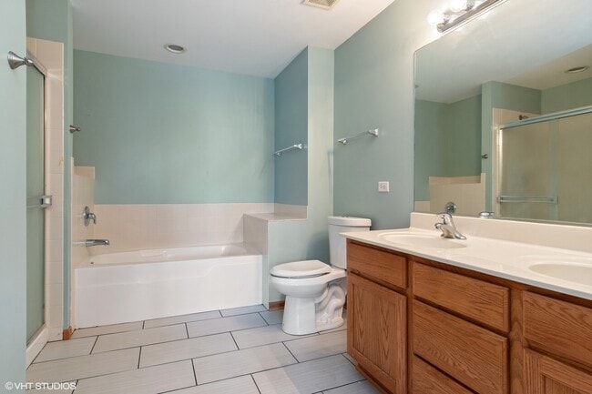 Building Photo - 217 S Alder Creek Dr