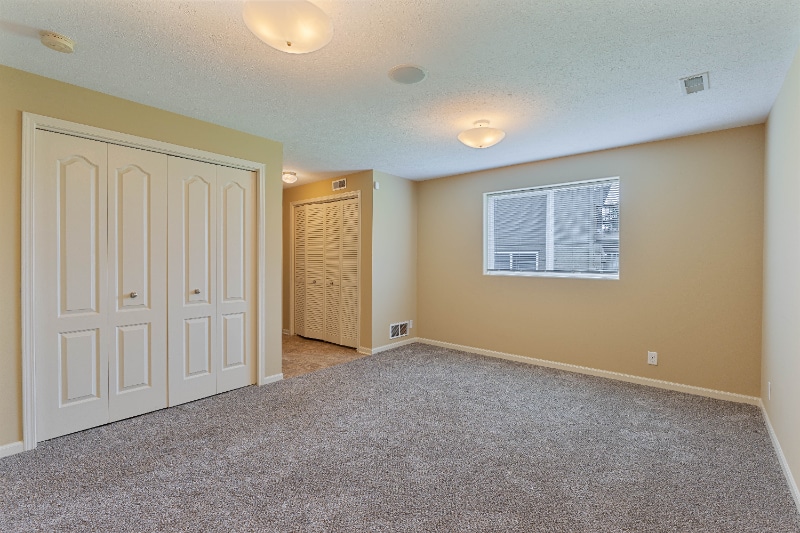 Building Photo - 14252 Newport Ave