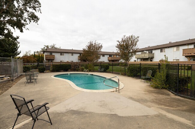 Building Photo - 300 American Canyon Rd