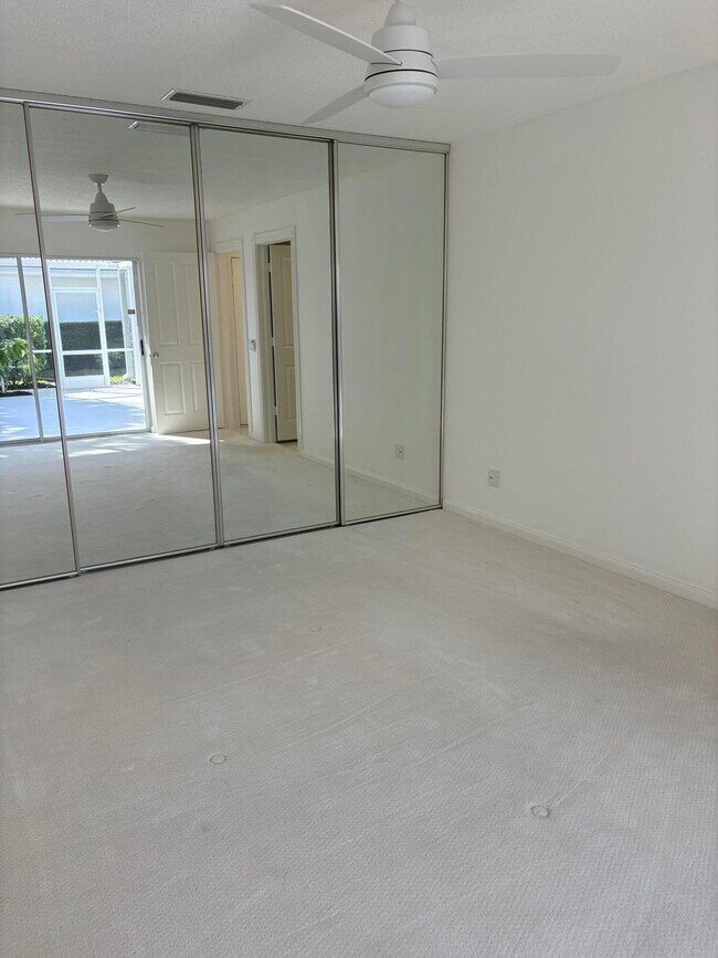 Building Photo - 10303 Chapman Oak Ct