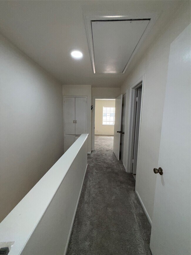 Building Photo - 2039 Winrock Blvd