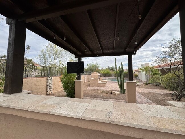 Building Photo - Modern Living Meets Outdoor Luxury in North Phoenix