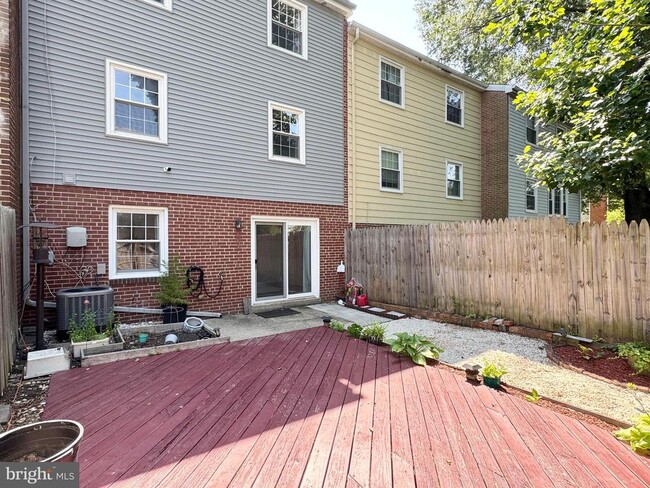 Building Photo - 12732 Lighthouse Ln